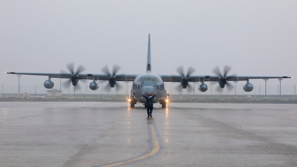 3rd and 1st MAW collaborate to transport fixed-wing ordnance to the Philippines for the first time