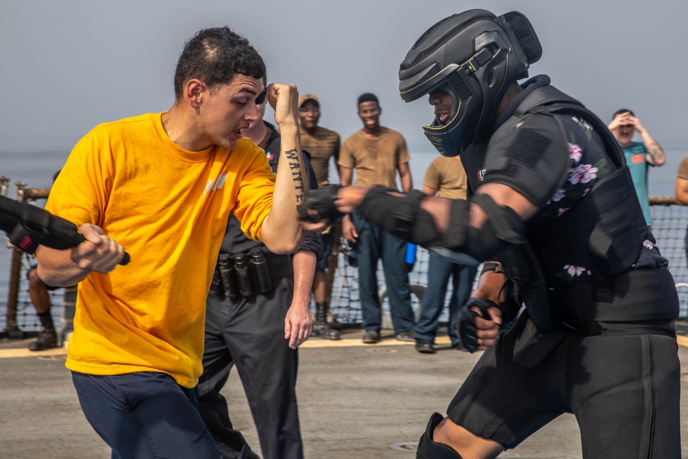 USS McFaul Holds SRF-Bravo Training