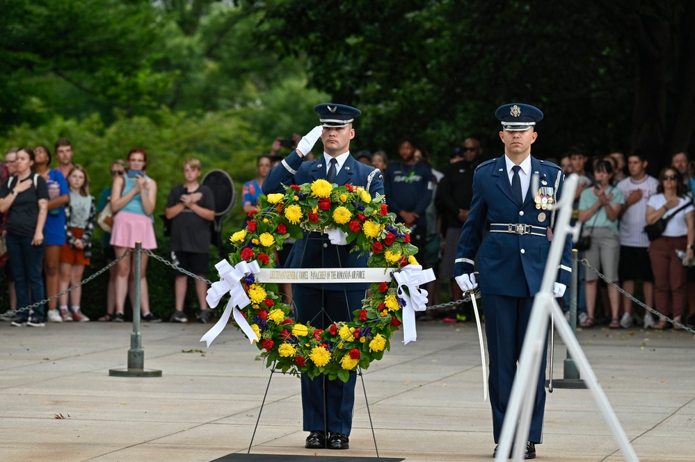 Romania Lt. Gen. Pană wreath laying at the Tomb of the Unknown Soldier