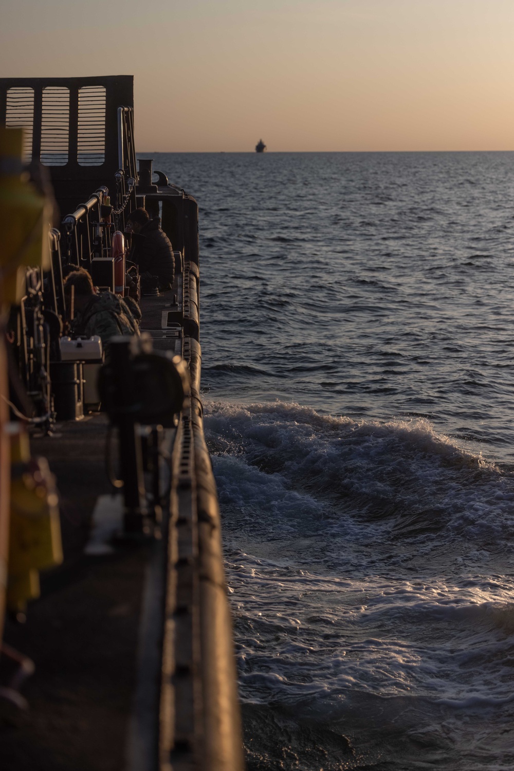 2/6 Golf Company Conducts Amphibious Raids