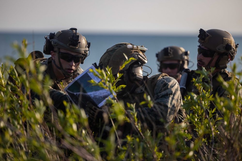 2/6 Golf Company Conducts Amphibious Raids