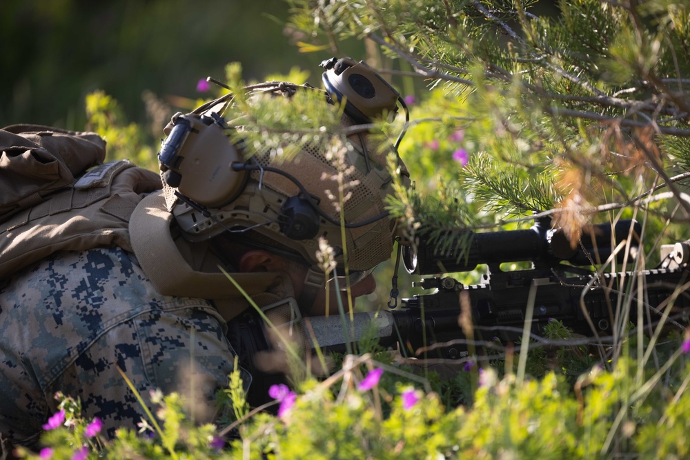 2/6 Golf Company Conducts Amphibious Raids