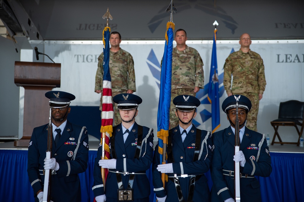 347th Rescue Group changes command