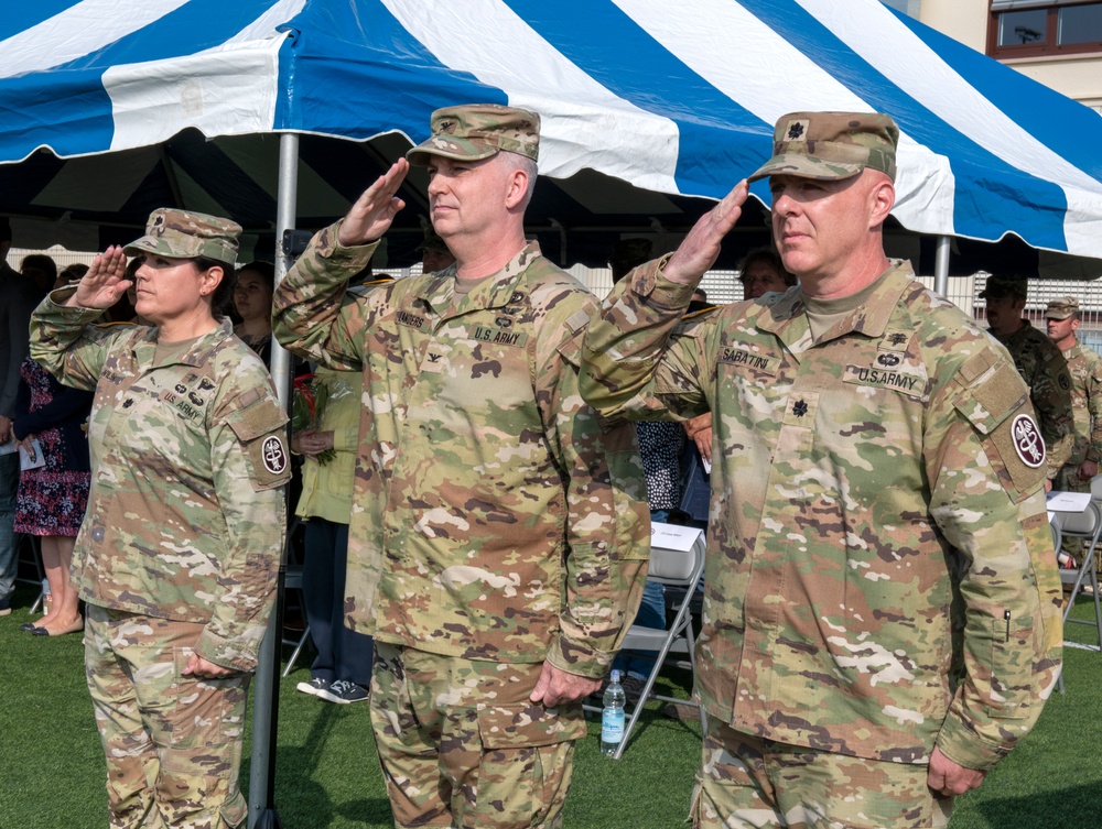 DVIDS - Images - LRMC Troop Command Change of Command [Image 6 of 15]