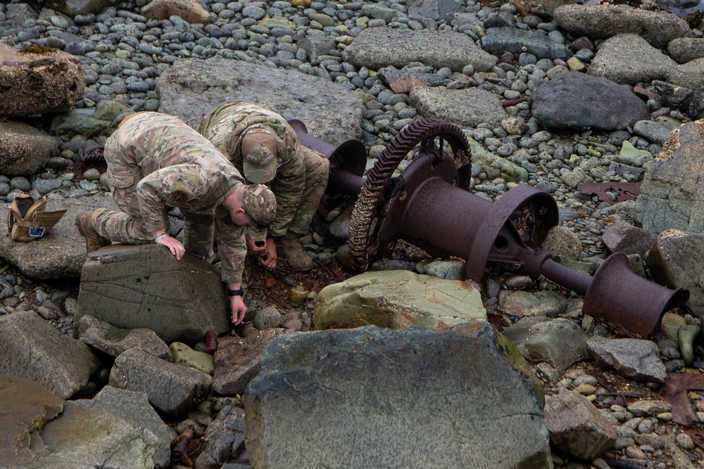 EOD Flight protects Alaska