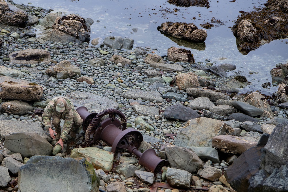 EOD Flight protects Alaska