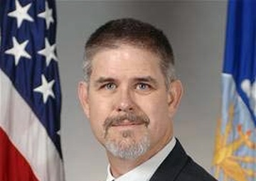 Beloved former AFRL director honored posthumously for defense manufacturing advocacy