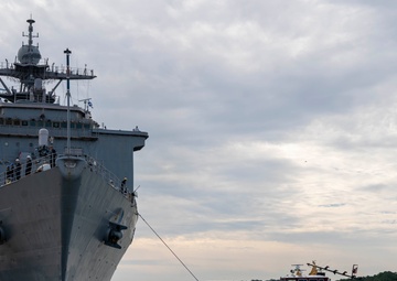 USS Carter Hall departs on deployment with Bataan ARG