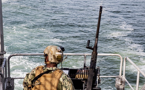 USNS Burlington Arrives in Cartagena, Colombia