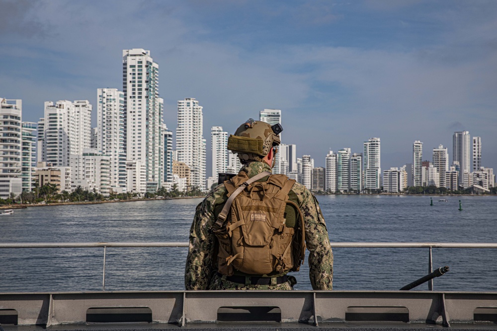 USNS Burlington Arrives in Cartagena, Colombia