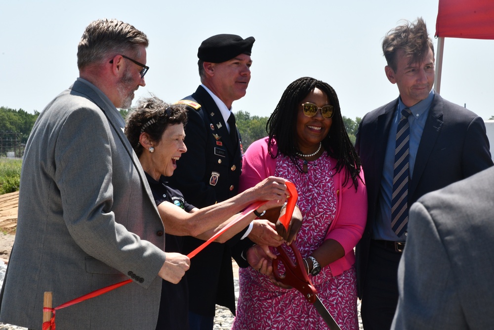 USACE, EPA and IDEM perform a ribbon cutting at Lake George Middle on July 10