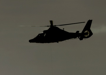Advanced Helicopter Rescue School conducts training in &quot;Graveyard of the Pacific&quot;