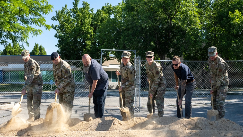 124th Medical Group Breaks Ground