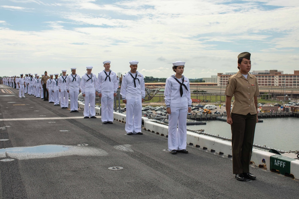 Man the Rails: BAT ARG/26th MEU(SOC) Departs Norfolk For Deployment