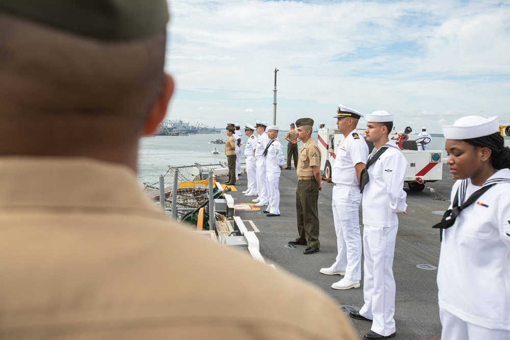 Man the Rails: BAT ARG/26th MEU(SOC) Departs Norfolk For Deployment