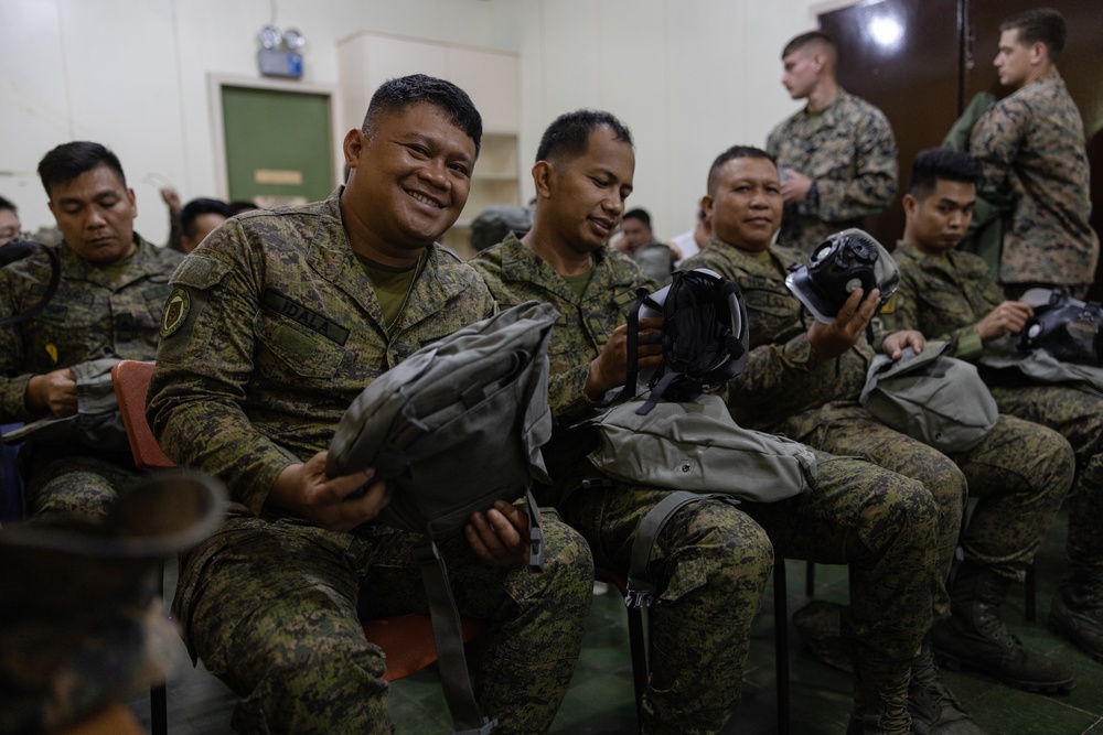 Filipino American U.S. Marine Works alongside Filipino Soldiers during her first time back to Philippines