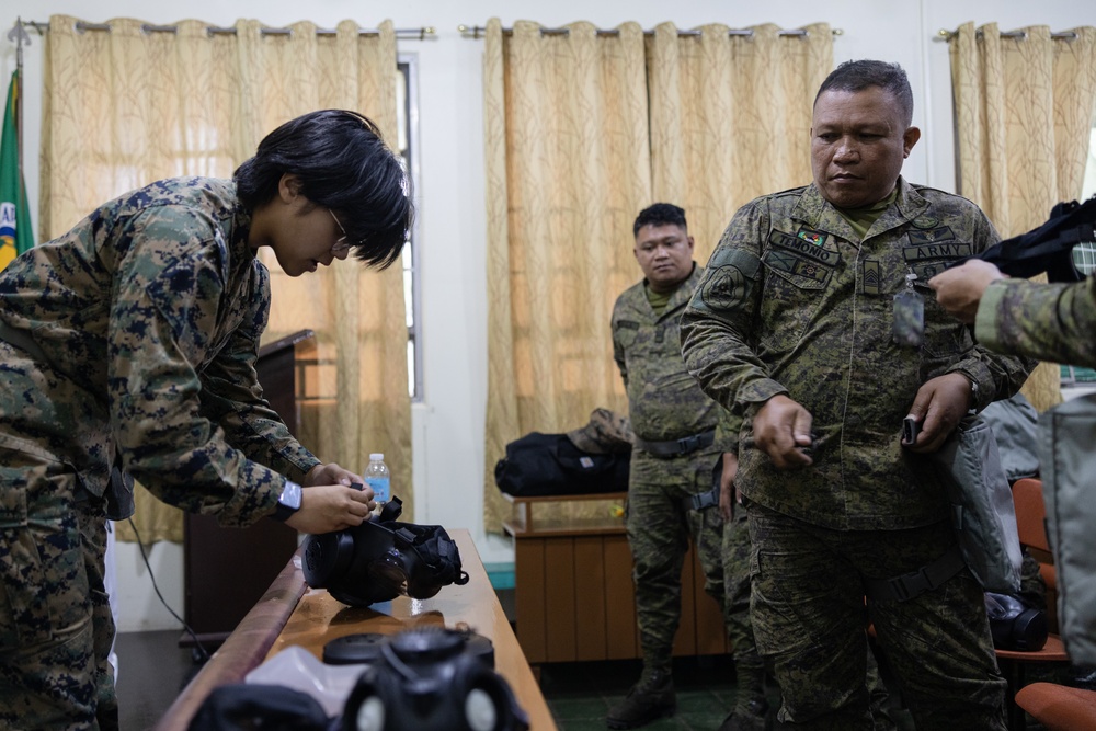 Filipino American U.S. Marine Works alongside Filipino Soldiers during her first time back to Philippines