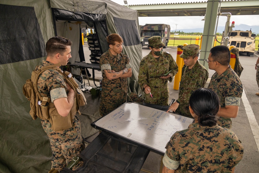 3RD MLG Corpsmen meet with JGSDF during a Medical Knowledge Exchange