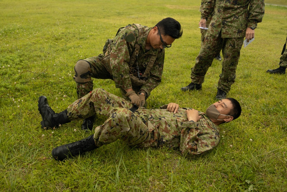 3RD MLG Corpsmen meet with JGSDF during a Medical Knowledge Exchange