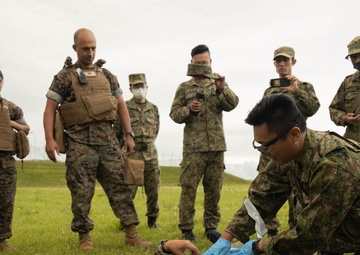3RD MLG Corpsmen meet with JGSDF during a Medical Knowledge Exchange