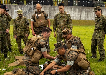 3RD MLG Corpsmen meet with JGSDF during a Medical Knowledge Exchange