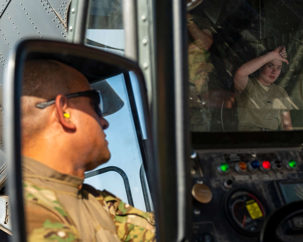 40th EAS teams with 165th Quartermaster Company Parachute Riggers