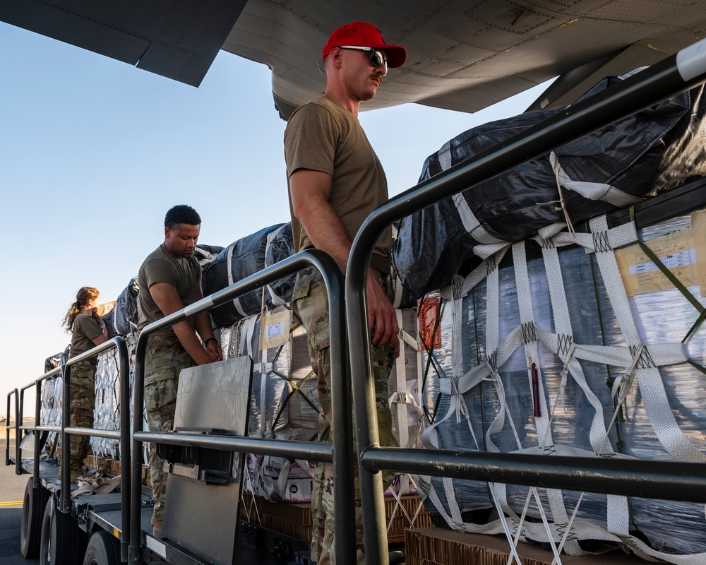 40th EAS teams with 165th Quartermaster Company Parachute Riggers