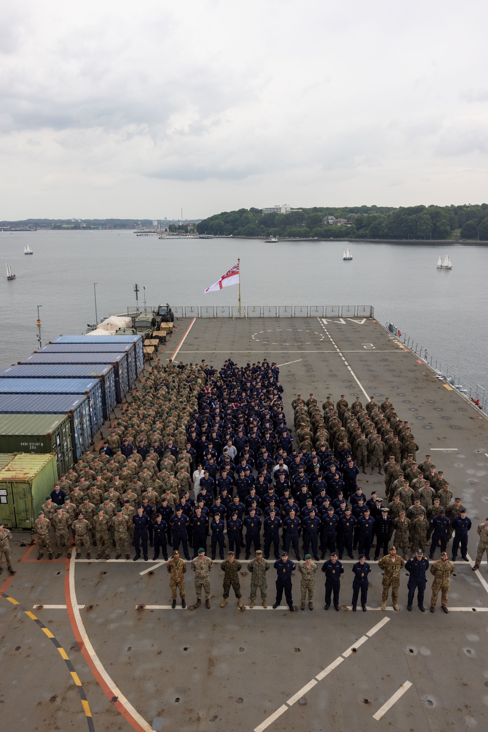 2/6 Golf Company and HMS Albion Man the Rails
