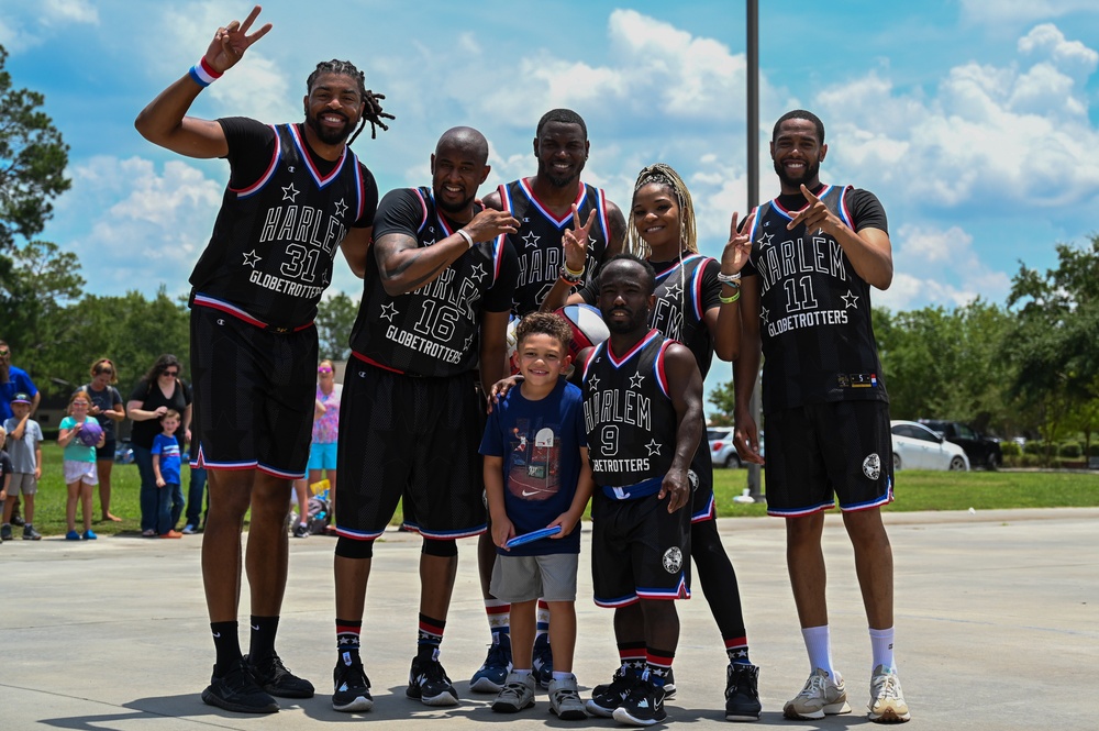 Harlem Globetrotters visit Moody AFB