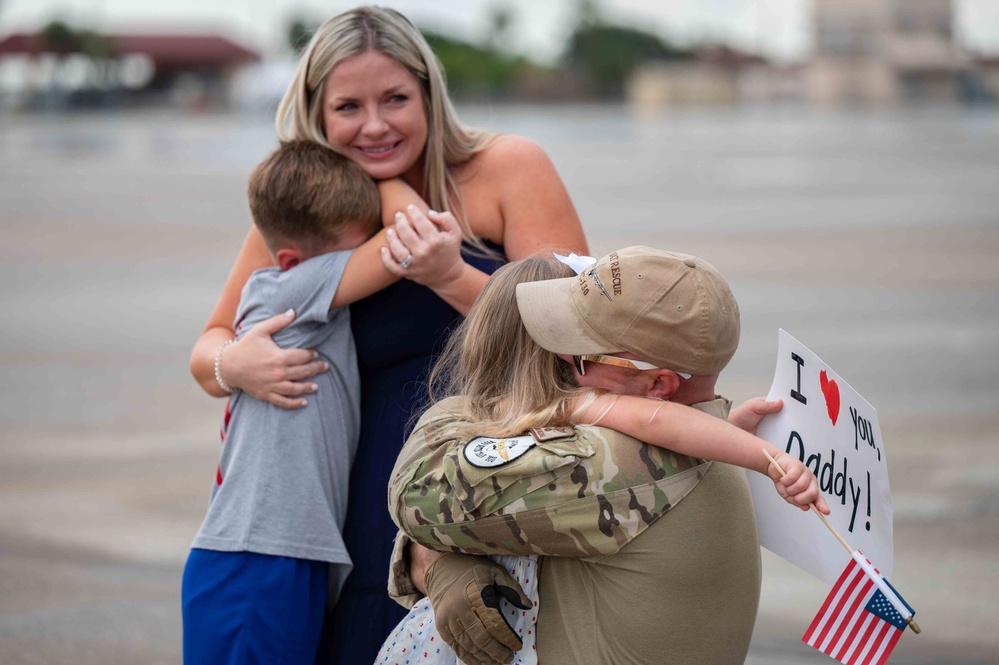 920th Rescue Wing Airmen return home from deployment