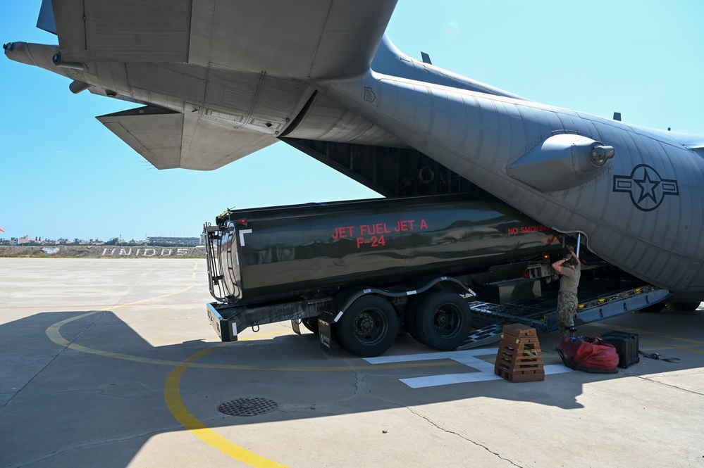 Reserve aircrew delivers fuel truck to Chiclayo