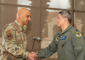 Lt. Gen. Robinson visits Randolph Air Force Base
