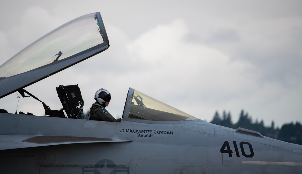 123rd FS conducts DACT with 194th FS and the U.S. Navy's VFA-136