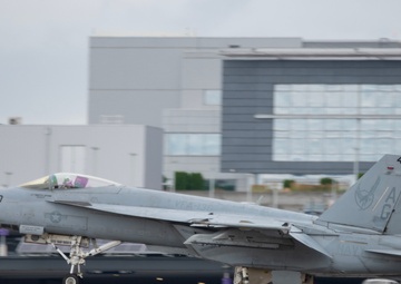 123rd FS conducts DACT with 194th FS and the U.S. Navy's VFA-136