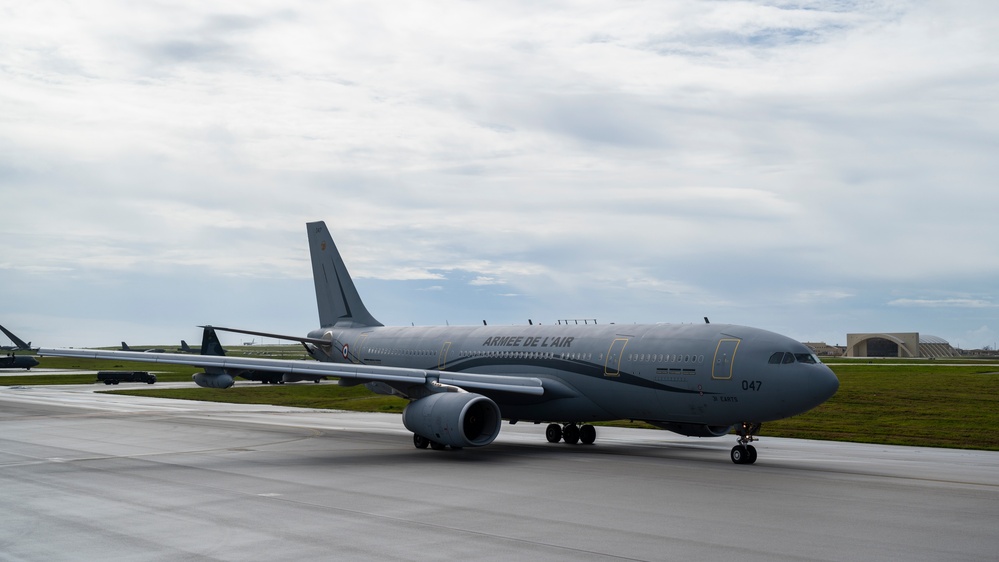 RCAF supports USMC refueling operation during Mobility Guardian 23