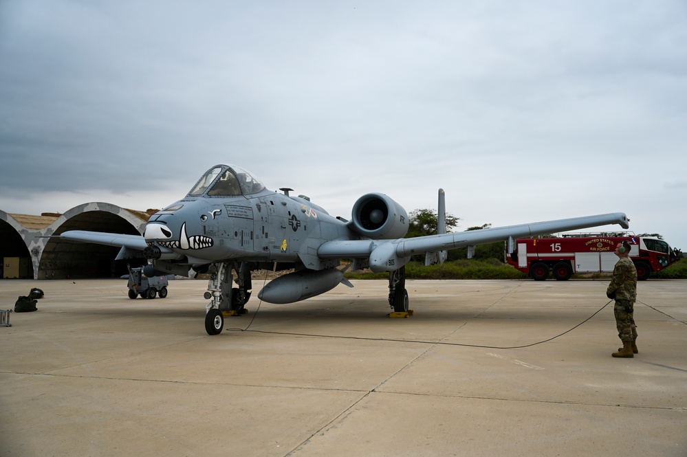 DVIDS - Images - First-ever A-10s launch out of South America [Image 13 of  15]