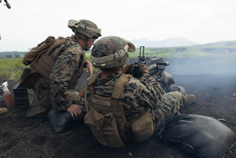 CLB-4 Conducts Live Fire MK19 Range