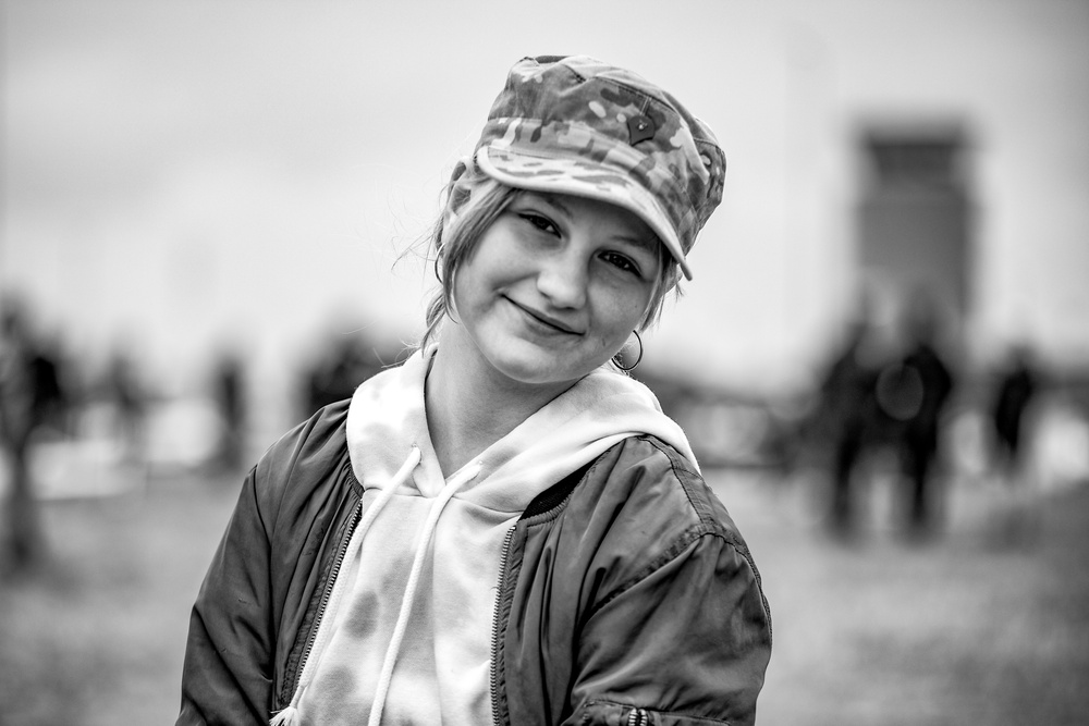 Paratroopers Spend Afternoon with Orphans