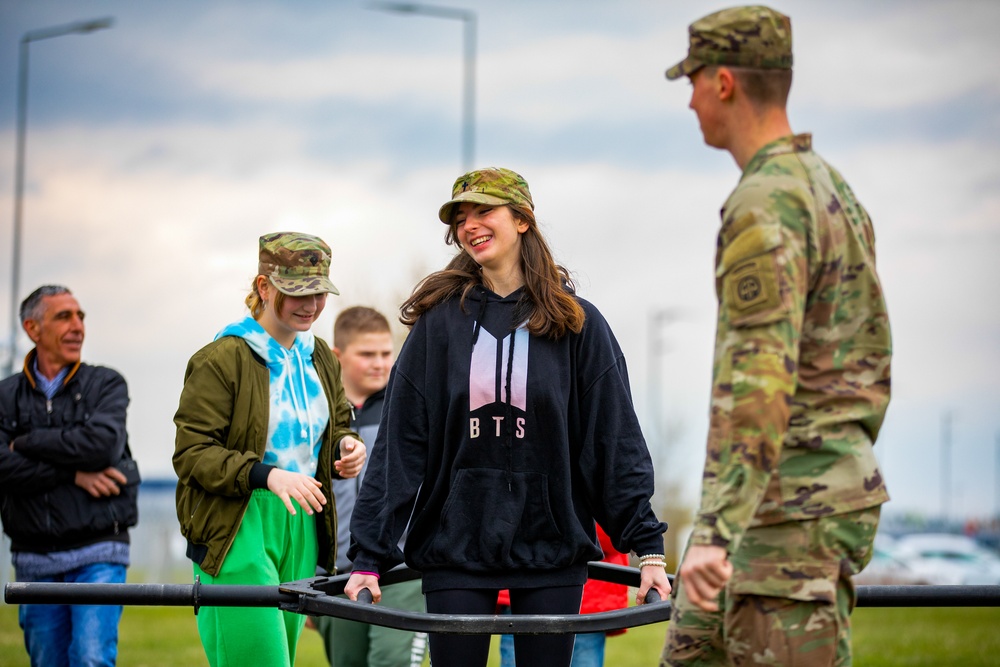 Paratroopers Spend Afternoon with Orphans