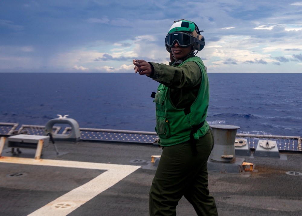 Sailors Conduct Flight Operations Aboard USS John Finn (DDG 113),  10 July