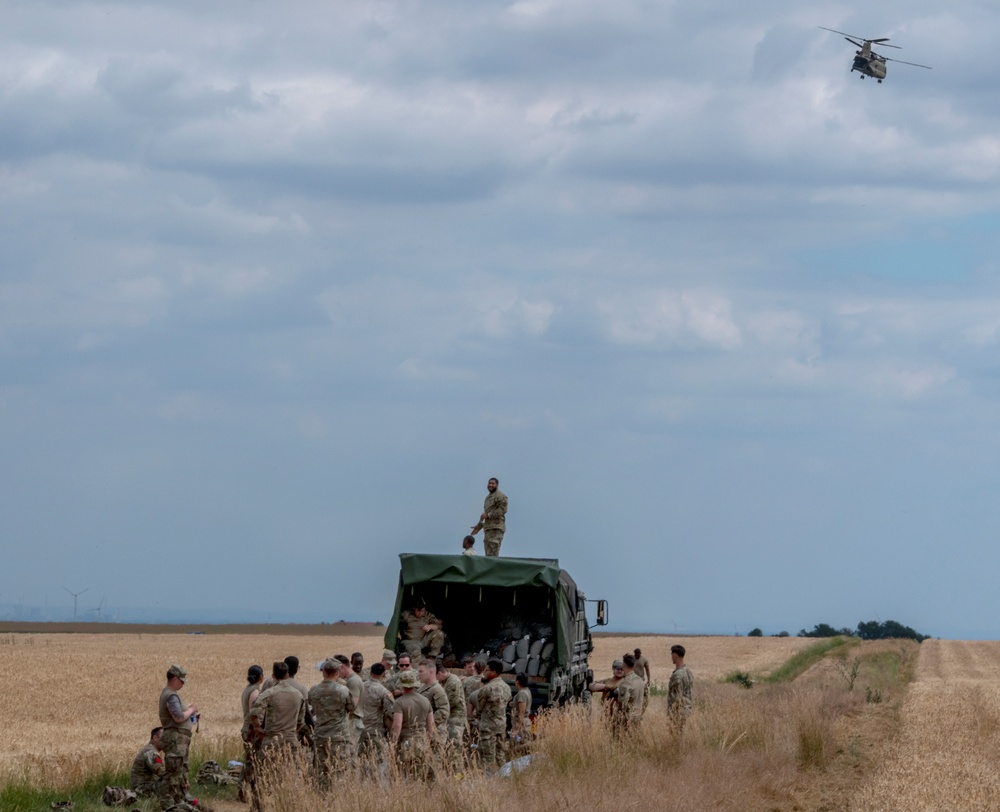 5th Quartermaster Theater Aerial Delivery Company conducts a CH-47 Chinook Airborne Operation