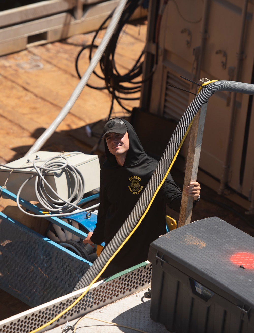 Inside Underwater Operations - 23-3VN