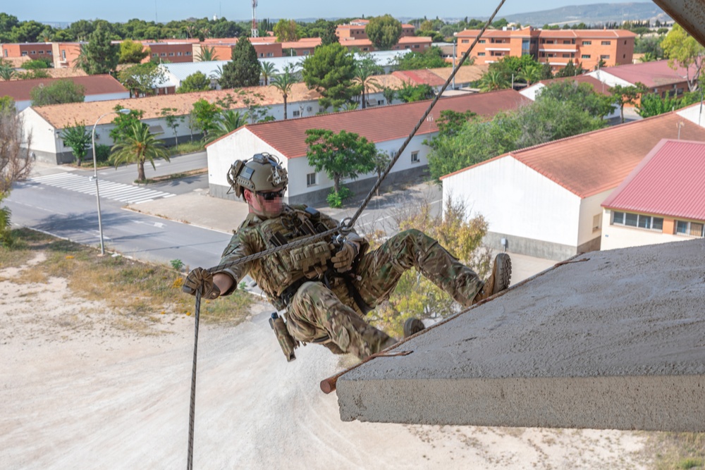 Green Berets Conduct Joint Combined Exchange Training Exercise with Allies in Spain