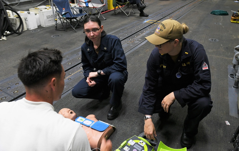 USS Mason (DDG 87) Participates in CSG-4 COMPTUEX