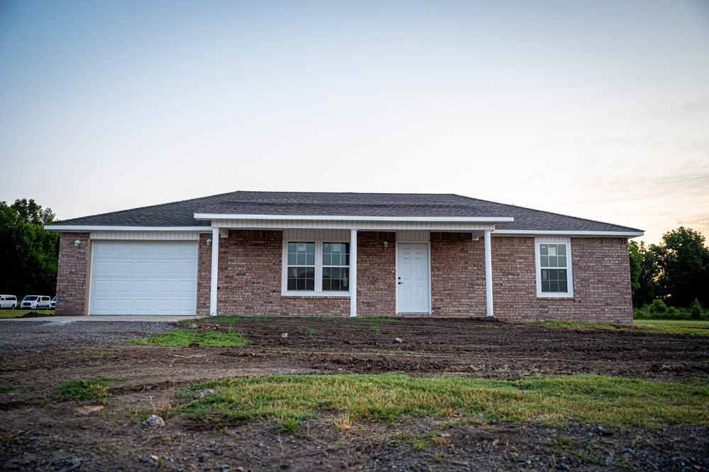 103rd Engineers help build houses for disabled native veterans