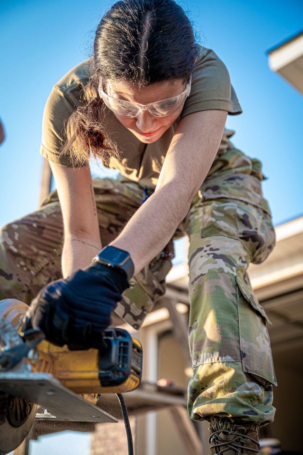 103rd Engineers help build houses for disabled native veterans