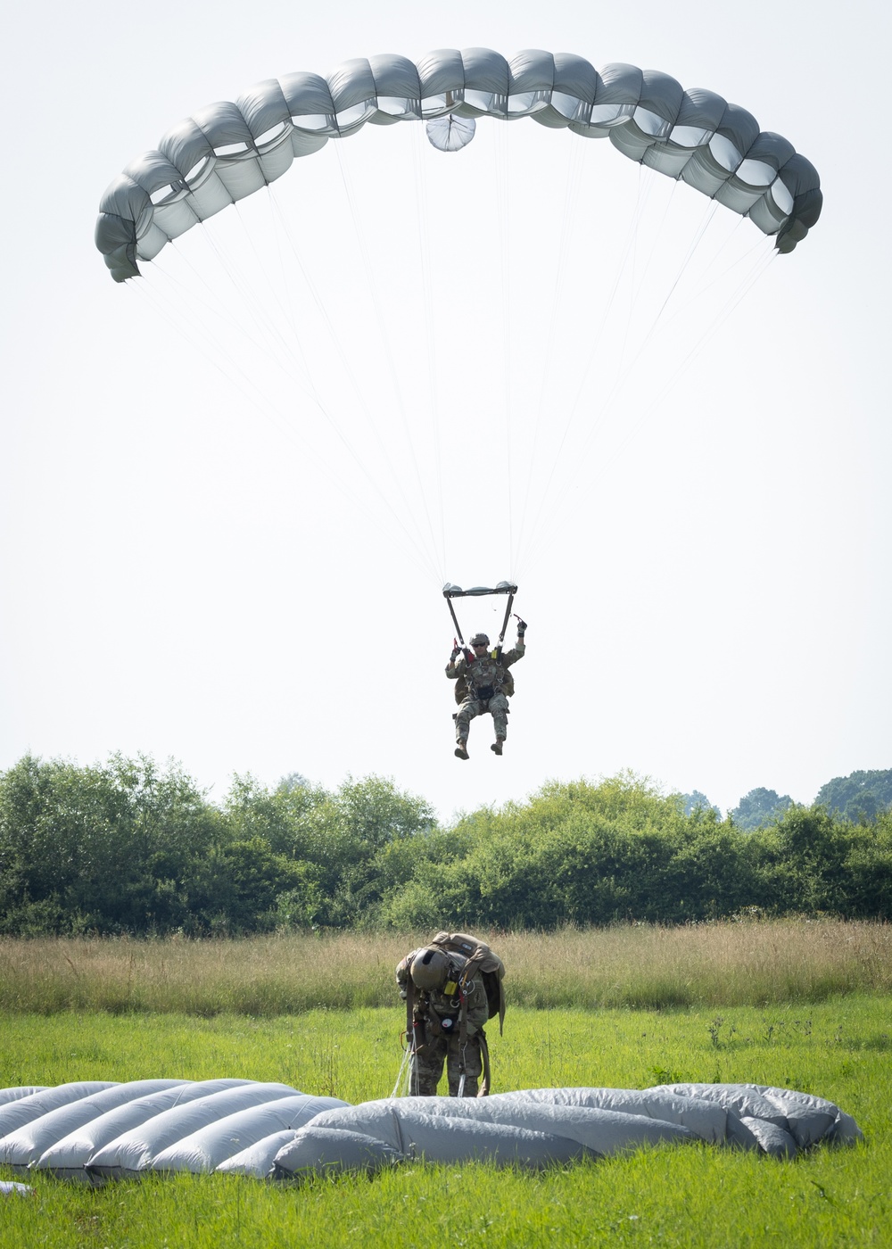US Special Forces conduct military free-fall airborne operations in Bosnia-Herzegovina