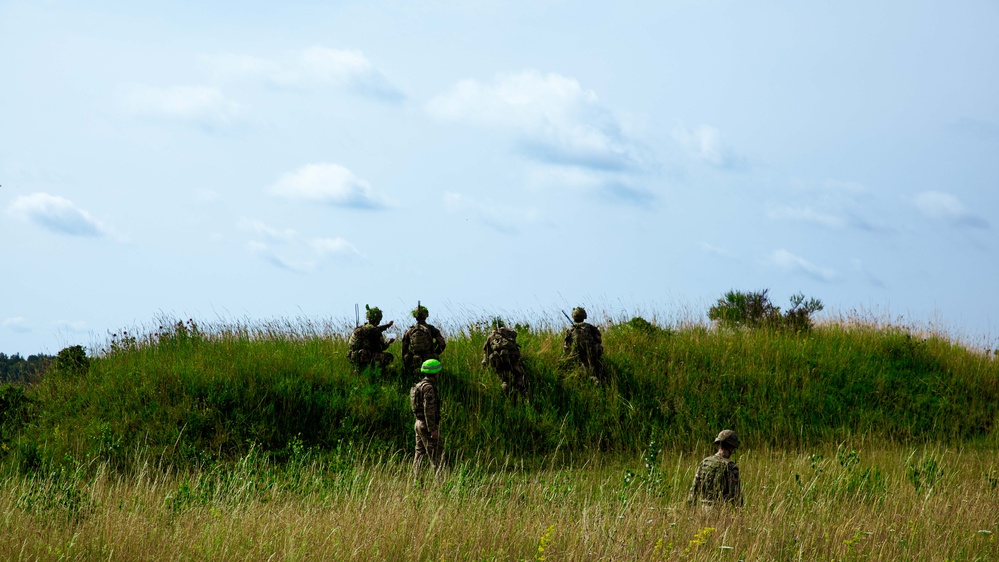 Royal Military Academy Sandhurst trains at Grafenwoehr