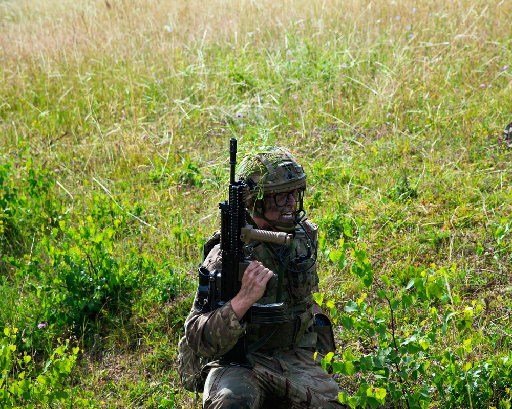 Royal Military Academy Sandhurst trains at Grafenwoehr