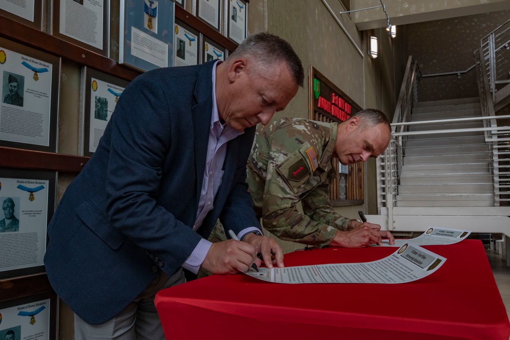 Kansas State University and Fort Riley Partnership Renewal